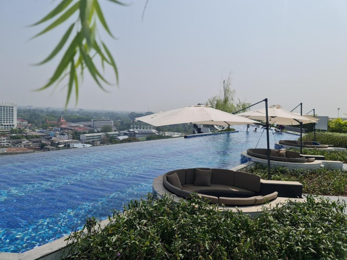 The Astra Sky River Chiangmai_Sky Pool_Old City Appartement Chiang Mai Buitenkant foto